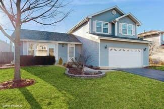 485 Cimarron Dr E, Aurora, IL 60504