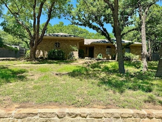 5711 Trail Lake Dr, Arlington, TX 76016