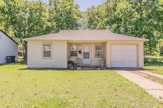 1008 Schieffer Ave, Fort Worth, TX 76110