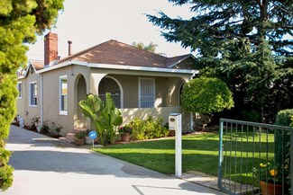 3419 Hoover St, Redwood City, CA 94063