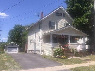 42 Windsor St, Attica, NY 14011