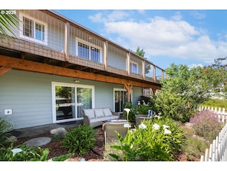 19 Otter Terrace, Brookings, OR 97415