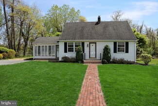 37 Patterson Ave, Titusville, NJ 08560