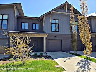 8531 S Caribou Ct, Victor, ID 83455