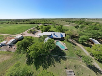 9494 Waide Rd, Sanger, TX 76266