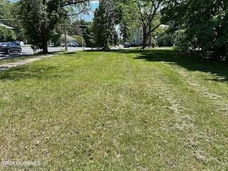 147 South St, Glens Falls, NY 12801