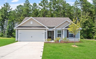 92 Chedworth Dr, Angier, NC 27501