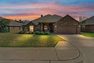 510 Lockwood Ln, Weatherford, TX 76087