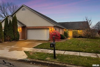 108 Barrington Place Unit 8, Morton, IL 61550