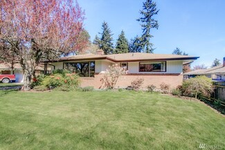 4621 W View Dr, Everett, WA 98203