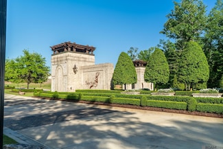 6512 Feather Ridge Dr, Baton Rouge, LA 70817