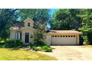 560 2nd Ave, Wanamingo, MN 55983