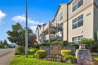 23420 SE Black Nugget Rd Unit C201, Issaquah, WA 98029