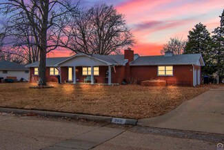 2031 SW Sims Ave, Topeka, KS 66604