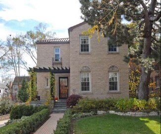 728 Cummings Ave, Kenilworth, IL 60043