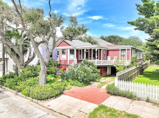 1518 21st St, Galveston, TX 77550