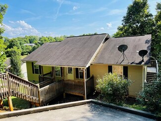 3246 Four M Cir, Kodak, TN 37764