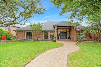 3921 Salem Ct, Plano, TX 75023