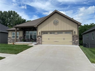 5205 University Ave, Saint Joseph, MO 64503