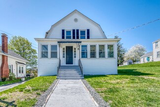 14 Canal St, Millbury, MA 01527
