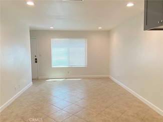 4792 Canoga St Unit 2, Montclair, CA 91763