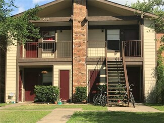 711 Wellesley Ct Unit A, College Station, TX 77840