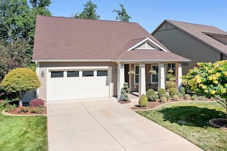 120 Chimney Rock Ct, Denver, NC 28037