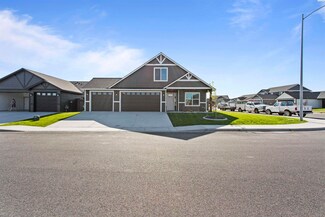 6710 Springer Ln, Pasco, WA 99301