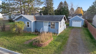 2120 Kelly Ave, Cloquet, MN 55720