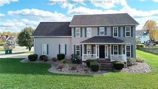 1 Meadow Ridge Dr, Hurricane, WV 25526