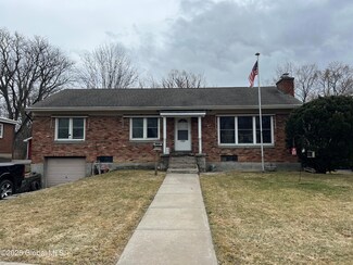 1722 Randolph Rd, Schenectady, NY 12308