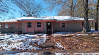 3320 S Main St, Pine Bluff, AR 71601