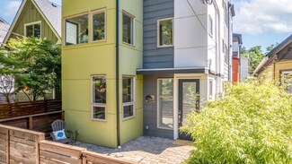 426 26th Ave S Unit B, Seattle, WA 98144