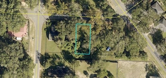673 W Walnut Ave, Crestview, FL 32536