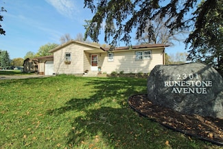 2301 Runestone Dr, Alexandria, MN 56308