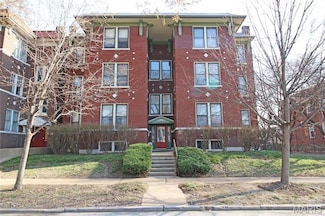 5845 Nina Place Unit 2W, Saint Louis, MO 63112