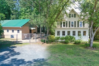 29636 Seaside Rd, Melfa, VA 23410