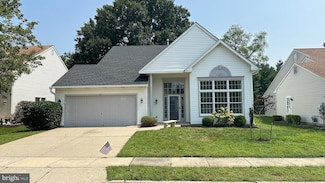 208 Wagon Wheel Ln, Columbus, NJ 08022