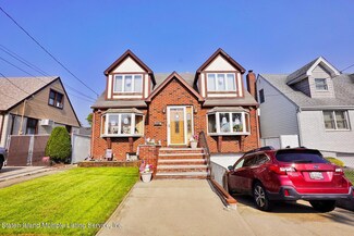 7 Levit Ave, Staten Island, NY 10314