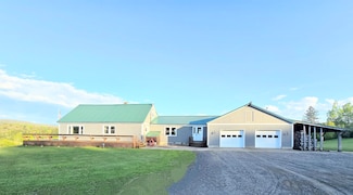 597 Noyes Rd, Stewartstown, NH 03576