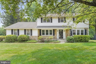 2402 Kingman Dr, Wilmington, DE 19810