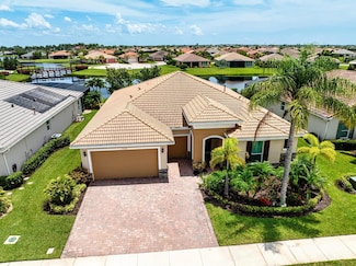 10108 SW Cypress Wood Ct, Port Saint Lucie, FL 34987