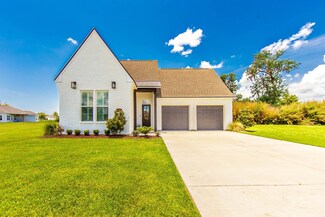 127 Lyndale Ct, Houma, LA 70364