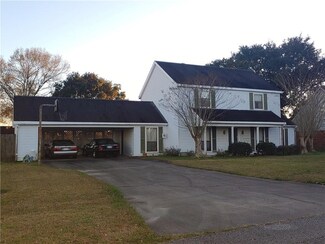 707 Comfort Ln, Jennings, LA 70546