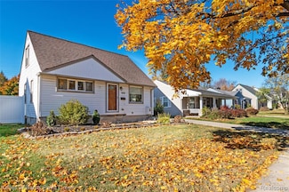 3515 Durham Rd, Royal Oak, MI 48073