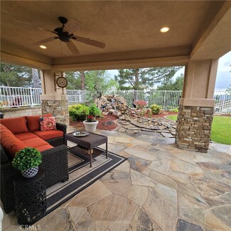530 S Laureltree Dr, Anaheim, CA 92808