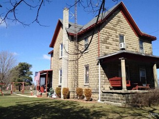 1196 County Road 52, Garrett, IN 46738