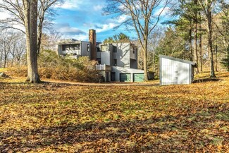 65 Dodges Row, Wenham, MA 01984