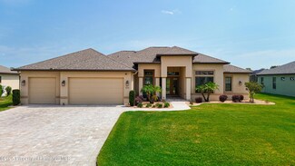 9125 Palm Beach Dr, Weeki Wachee, FL 34613