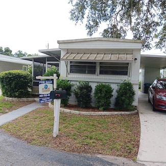 954 N Colonial Cir, Daytona Beach, FL 32117